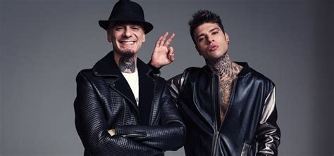 j-ax & fedez comunisti col rolex 2017 rar|fabio rovazzi.